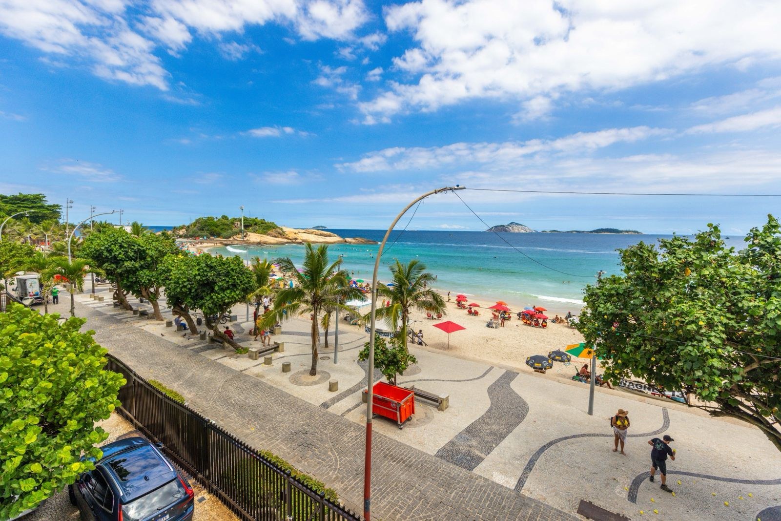 Vista da praia e mar, apartamento AP1071 na Av. Francisco Bhering