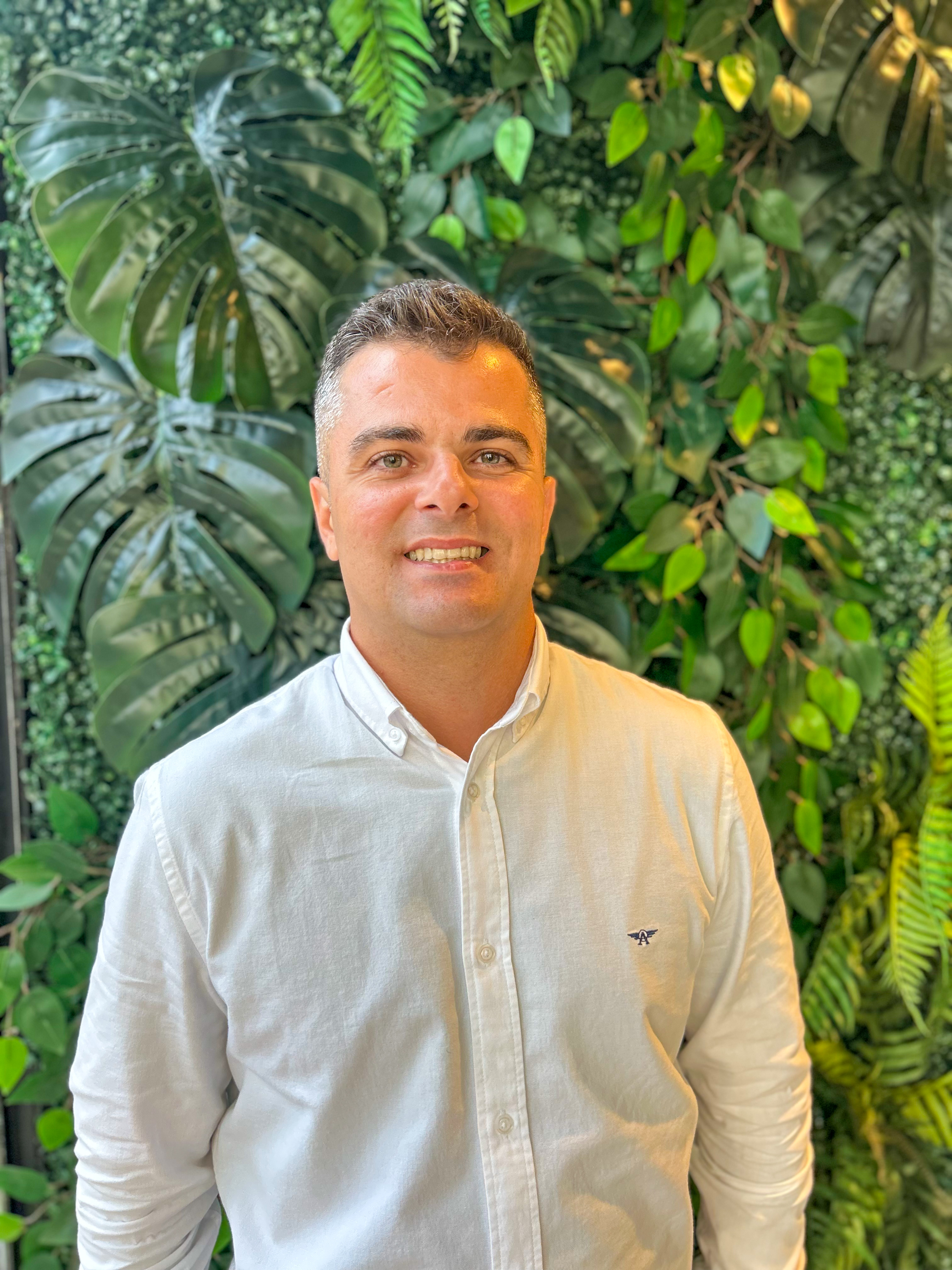 Felipe Albuquerque, corretor de imóveis